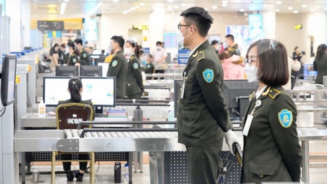 Lại thêm một hành khách sử dụng giấy tờ giả khi đi máy bay